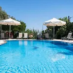公寓 Nikiforos Corfu *