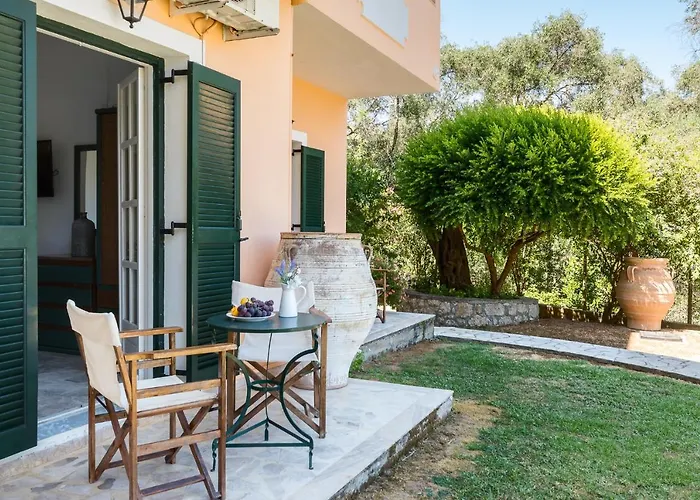 Апартаменты Nikiforos Apartments,